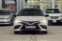 تۆیۆتا کامری